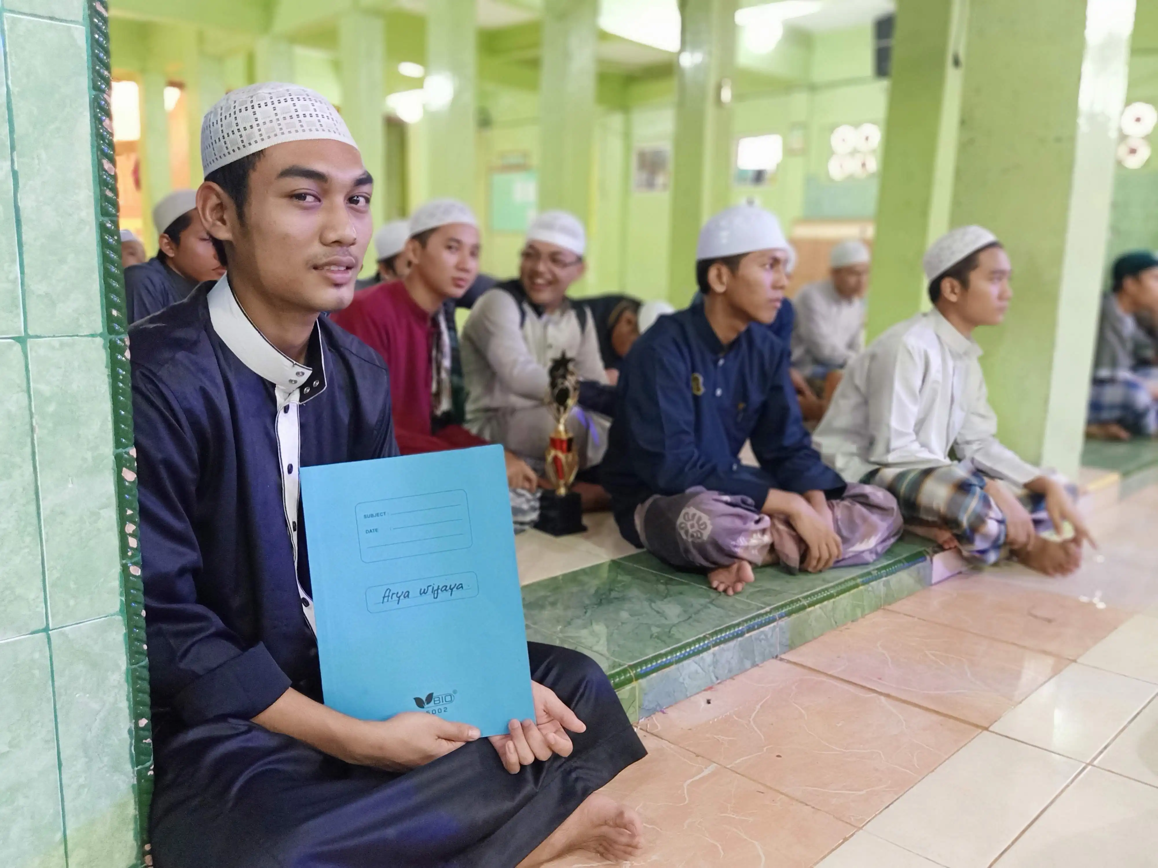 Pembagian Hadiah 108